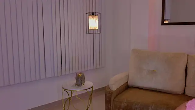 Snapshot of Saskia_litt chatting on January 18, 2026, 4:05 am Saskia litt online show from January 18, 2026, 4:05 am