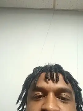 Snapshot of Longthickdick33 chatting on October 25, 2025, 2:11 am Longthickdick33 online show from October 25, 2025, 2:11 am