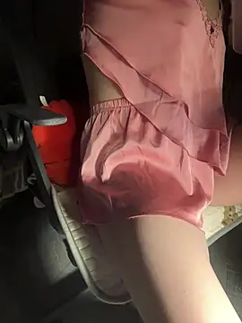 Snapshot of Siaka_201 chatting on February 5, 2026, 12:39 am Siaka 201 online show from February 5, 2026, 12:39 am