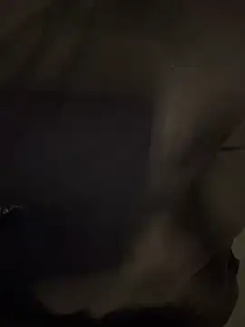 Snapshot of Siaka_201 chatting on February 17, 2026, 7:44 pm Siaka 201 online show from February 17, 2026, 7:44 pm