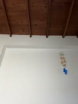 Paulina-Wells online show from October 10, 2025, 9:04 pm