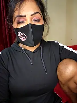 Snapshot of Hotbhabi305 chatting on December 1, 2025, 4:52 pm Hotbhabi305 online show from December 1, 2025, 4:52 pm