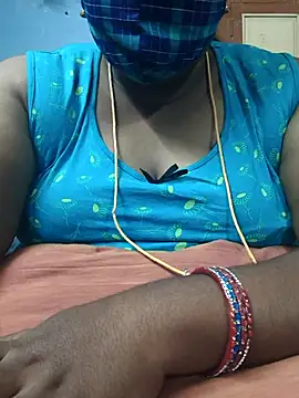 TAMIL ELAKKIYA online show from October 5, 2025, 3:03 pm