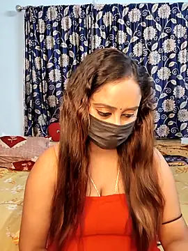 Cute-lusi online show from March 21, 2026, 7:07 pm