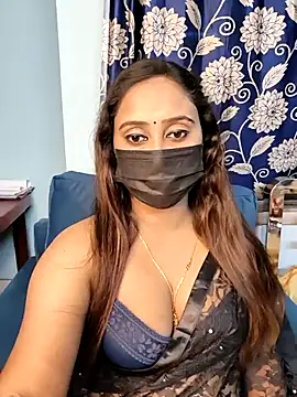 Cute-lusi online show from March 12, 2026, 7:18 pm