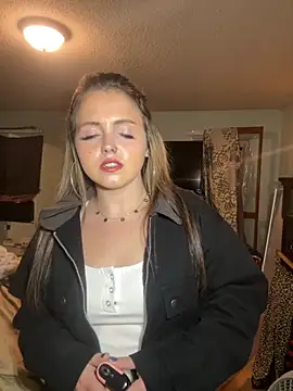 JuicyExxxperience online show from October 23, 2025, 10:03 am