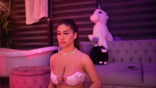 Snapshot of BellaNoirre chatting on November 30, 2025, 6:52 pm BellaNoirre online show from November 30, 2025, 6:52 pm