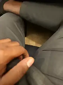 hotboy43339 online show from October 21, 2025, 2:44 am