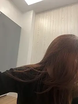 LanySylvia online show from April 18, 2026, 7:58 pm