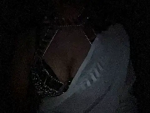 Snapshot of MonVilain01 chatting on December 19, 2025, 7:27 pm MonVilain01 online show from December 19, 2025, 7:27 pm