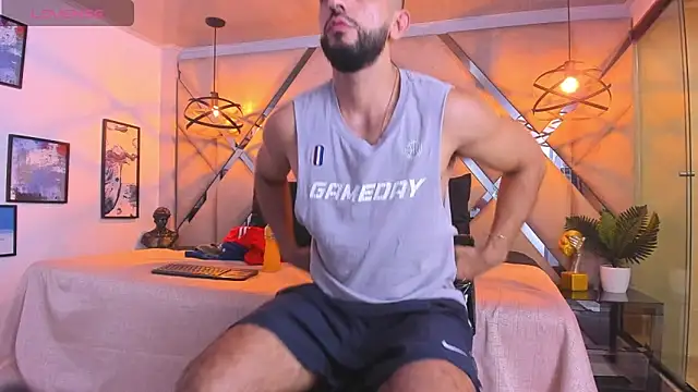 Yiyo10  online show from April 23, 2026, 4:30 am