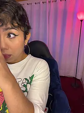 ZahaRose online show from November 27, 2025, 2:45 am