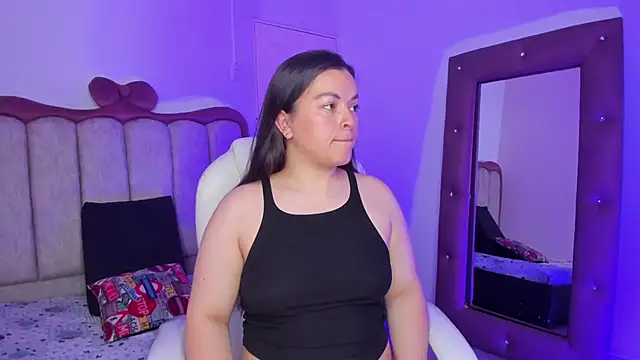 Snapshot of Ariah_Walker_ chatting on September 17, 2025, 8:55 pm Ariah Walker online show from September 17, 2025, 8:55 pm