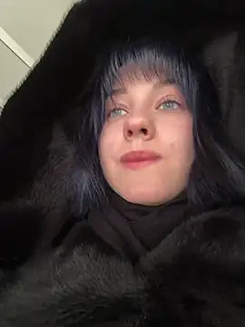 Snapshot of Only_April chatting on January 13, 2026, 9:24 am Only April online show from January 13, 2026, 9:24 am