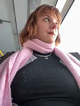 Snapshot of Only_April chatting on October 21, 2025, 1:54 pm Only April online show from October 21, 2025, 1:54 pm