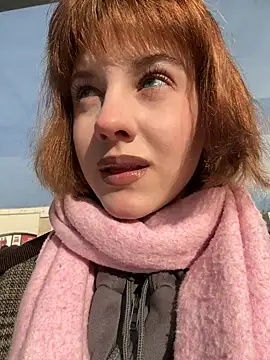 Snapshot of Only_April chatting on October 20, 2025, 7:09 am Only April online show from October 20, 2025, 7:09 am