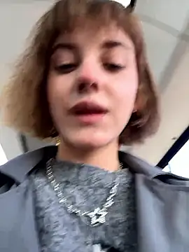 Snapshot of Only_April chatting on October 9, 2025, 10:38 am Only April online show from October 9, 2025, 10:38 am