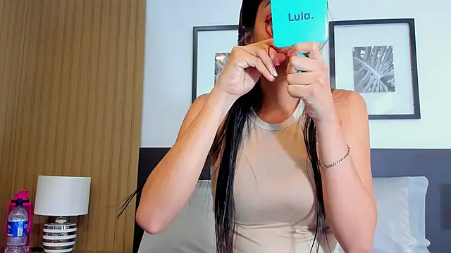 catalina jolie online show from February 4, 2026, 3:45 am