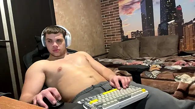 Snapshot of MusclePhantom chatting on February 23, 2026, 10:32 pm MusclePhantom online show from February 23, 2026, 10:32 pm