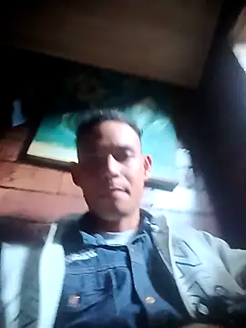 Jose9727 online show from October 29, 2025, 1:21 pm