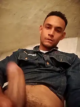 Jose9727 online show from October 28, 2025, 6:07 pm