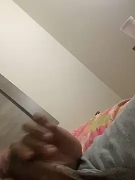 huhgtr online show from April 18, 2026, 12:46 am