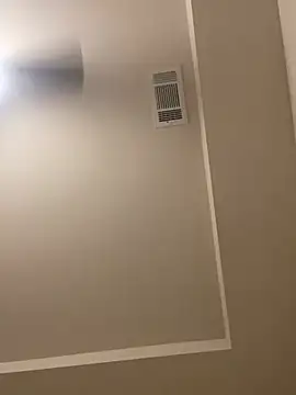 huhgtr online show from March 22, 2026, 3:32 am