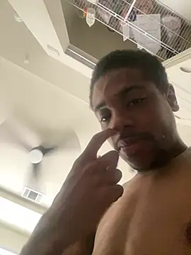 huhgtr online show from April 3, 2026, 3:29 pm