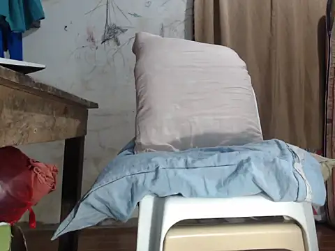 Snapshot of amazing_jane2918 chatting on October 22, 2025, 5:23 pm amazing jane2918 online show from October 22, 2025, 5:23 pm