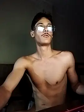 Mago666  online show from September 14, 2025, 3:07 am