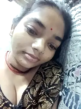 Snapshot of Hitsda chatting on September 15, 2025, 10:54 pm Hitsda online show from September 15, 2025, 10:54 pm