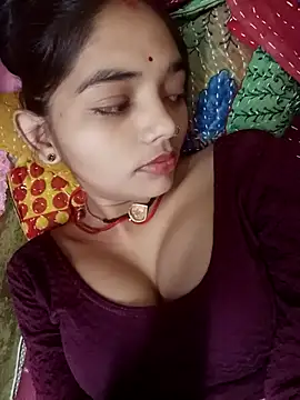 Snapshot of Hitsda chatting on September 27, 2025, 12:11 pm Hitsda online show from September 27, 2025, 12:11 pm