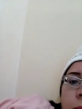 Snapshot of Sondosa3 chatting on December 15, 2025, 8:03 pm Sondosa3 online show from December 15, 2025, 8:03 pm