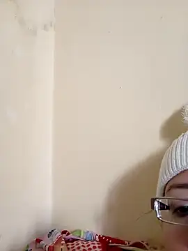 Snapshot of Sondosa3 chatting on February 15, 2026, 8:46 am Sondosa3 online show from February 15, 2026, 8:46 am