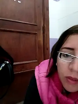 Snapshot of Sondosa3 chatting on December 18, 2025, 4:55 pm Sondosa3 online show from December 18, 2025, 4:55 pm