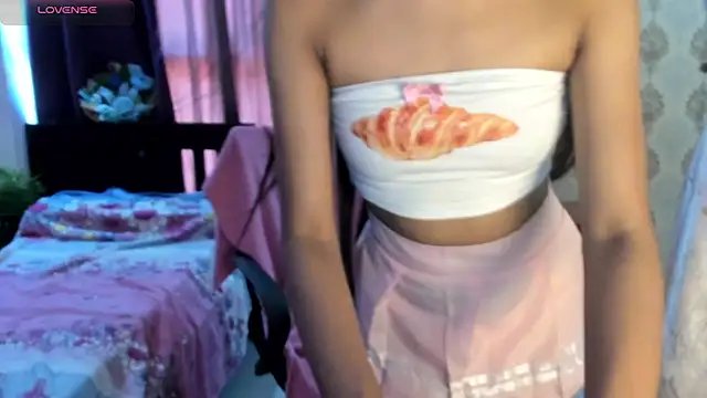 Mica Jones online show from February 3, 2026, 2:53 am