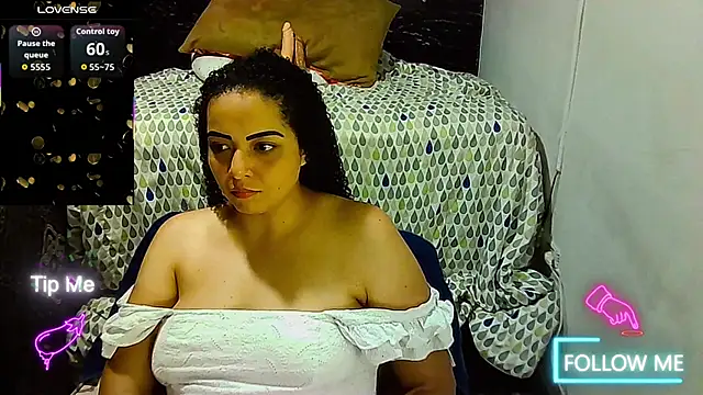 Snapshot of _naughty_milf chatting on January 19, 2026, 4:27 am naughty milf online show from January 19, 2026, 4:27 am