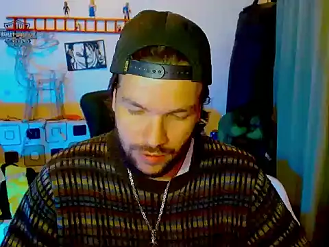 Snapshot of cortelioni_massimo_ chatting on February 24, 2026, 2:23 am cortelioni massimo online show from February 24, 2026, 2:23 am