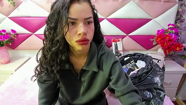 Nanis James online show from February 27, 2026, 2:45 am