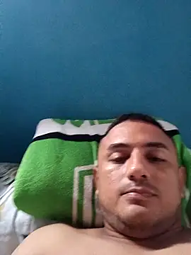 Snapshot of Geral_Yeraldyn09 chatting on September 20, 2025, 9:42 pm Geral Yeraldyn09 online show from September 20, 2025, 9:42 pm