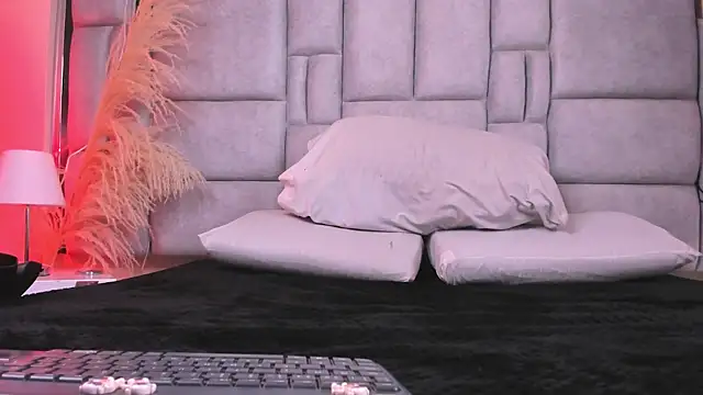 Snapshot of Dom_venena chatting on May 15, 2026, 6:50 pm Dom venena online show from May 15, 2026, 6:50 pm