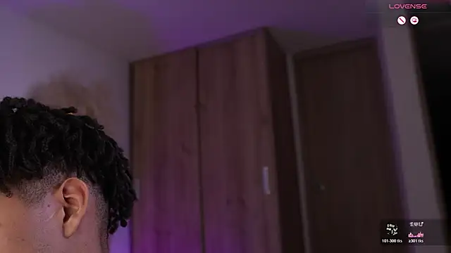 Snapshot of Afro_god_ chatting on May 17, 2026, 4:12 am Afro god online show from May 17, 2026, 4:12 am