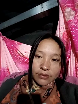 MuiNay online show from November 16, 2025, 12:43 pm