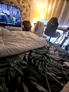 LesAmantsAE2 online show from February 5, 2026, 2:24 pm