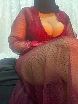 Sandrila159 online show from April 4, 2026, 9:27 am