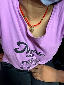 the Shinchanxh online show from September 12, 2025, 6:07 pm