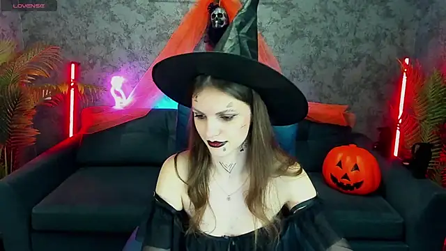 Snapshot of PussyOnLuck chatting on November 1, 2025, 7:35 am PussyOnLuck online show from November 1, 2025, 7:35 am