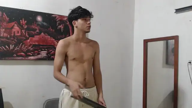 alice julls online show from December 18, 2025, 9:51 pm