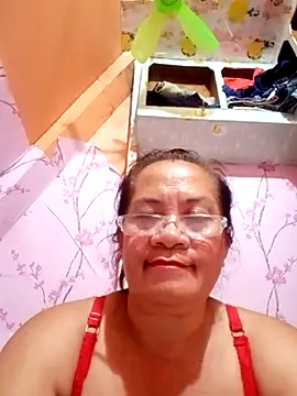 Snapshot of vickyhot1966 chatting on September 14, 2025, 4:40 pm vickyhot1966 online show from September 14, 2025, 4:40 pm