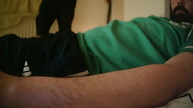 Snapshot of Big_Bi_Cub chatting on November 16, 2025, 12:48 am Big Bi Cub online show from November 16, 2025, 12:48 am